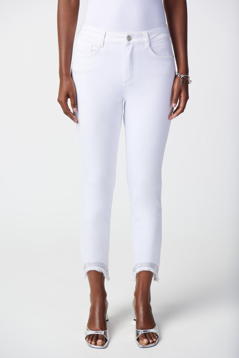 White cropped frayed jeans fashion