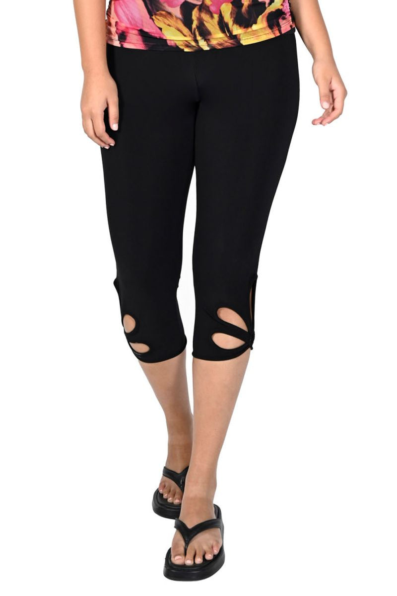 Frank Lyman Black Capri Style 231019