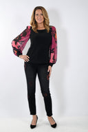 Frank Lyman Black/Magenta Jeans Pants Style 233886U