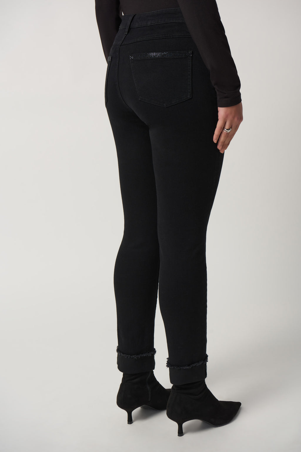 Joseph Ribkoff Black Classic Slim-Fit Jeans Style 233929