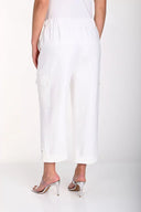 Frank Lyman Off-White Capri Pants Style 241190