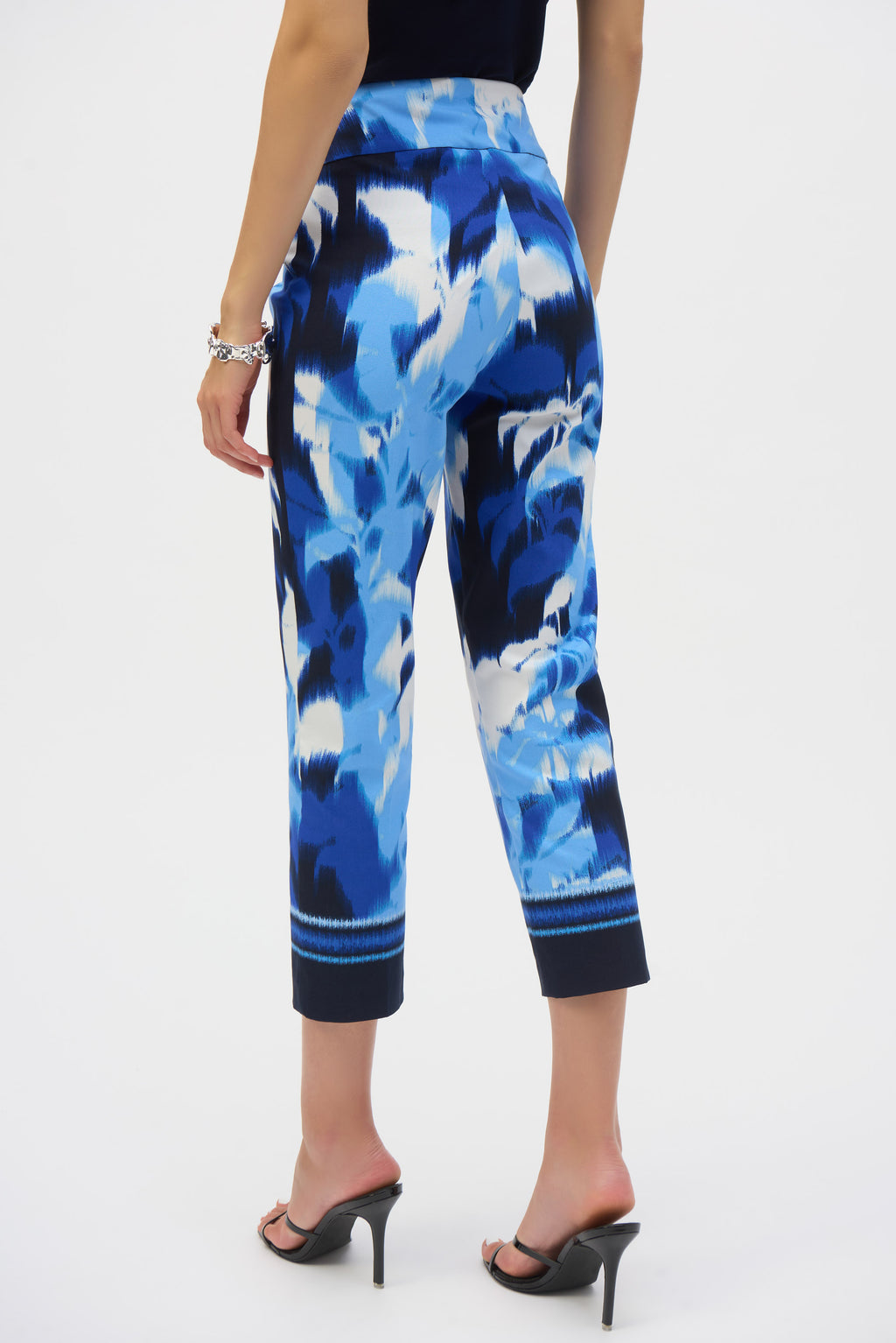 Joseph Ribkoff Blue/Vanilla Tropical Print Cropped Pull-On Pants Style 252229