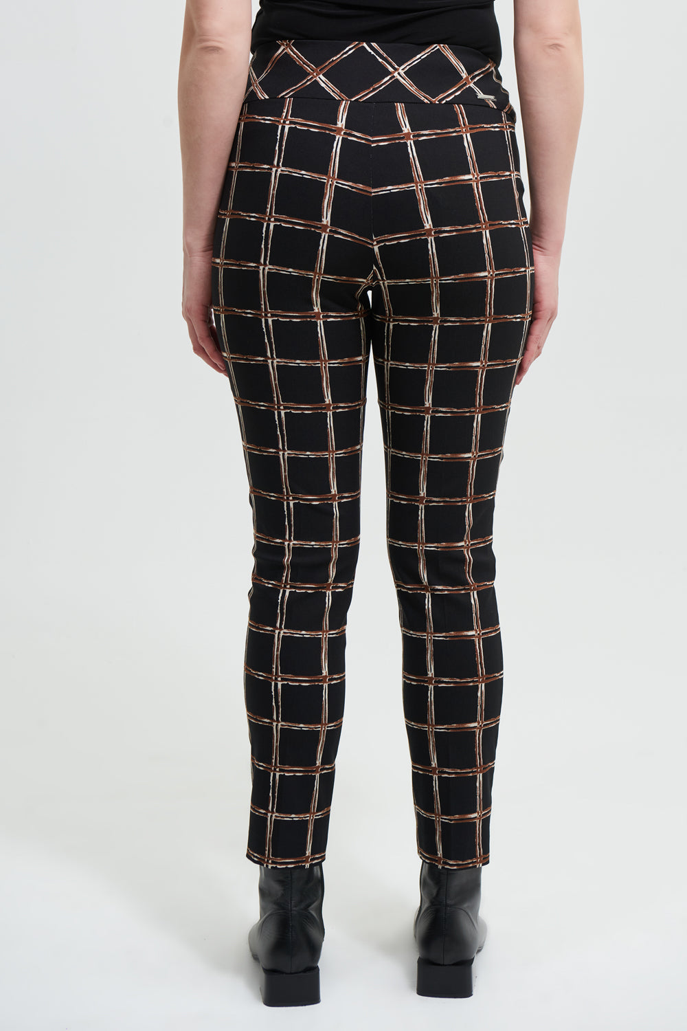 Joseph Ribkoff Black-Multi Pant Style 213643